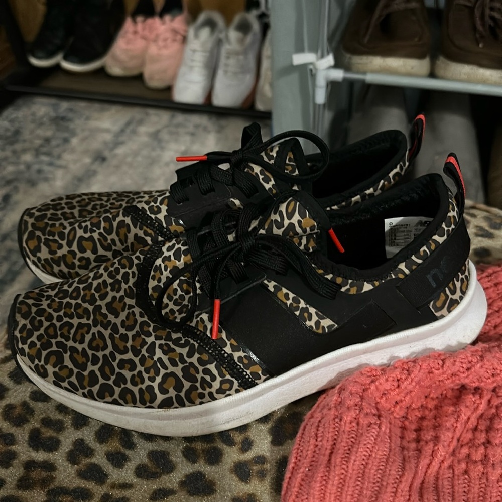 🖤Women’s New Balance🖤Size 7.5🖤